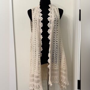 Pretty Boho Beach Summer Vacation  Cream Crochet Lace Asymmetrical Vest Medium